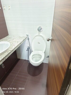 Bathroom in 4 BHK Apartment at Hiranandani Gardens Richmond Tower, Powai – for Sale