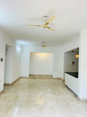 Room in 2 BHK Apartment at Kamgar Putala Vasahat – for Sale