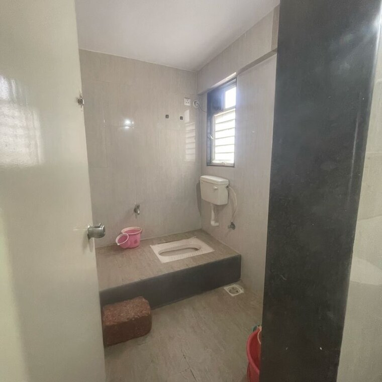 Bathroom, industrial area 2 Bedroom 850 Sq.Ft. Apartment In Industrial Area Pune 10416541