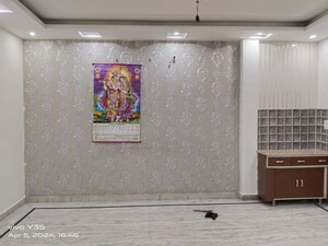 Room in 3 BHK Apartment at Mohkam Pur – for Rent