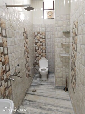 Bathroom in 3 BHK Apartment at Mohkam Pur – for Rent