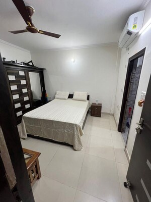 Team Area in 2 BHK Apartment at Omega Green Park, Faizabad Road – for Rent