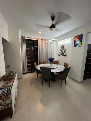 Team Area in 2 BHK Apartment at Omega Green Park, Faizabad Road – for Rent