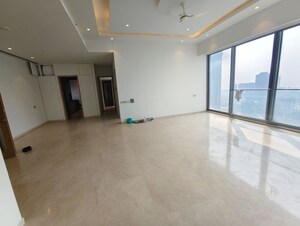 Room in 4 BHK Apartment at Rustomjee Crown, Prabhadevi – for Sale
