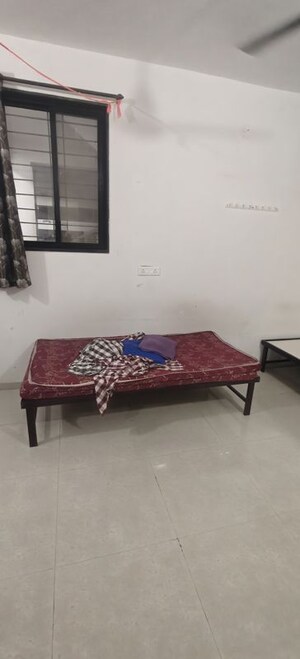 Living Room in 1 RK Apartment at Kamgar Putala Vasahat – for Rent