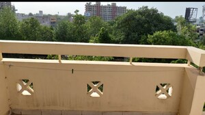 Furnished Amenities in 3 BHK Apartment at Kamta – for Sale