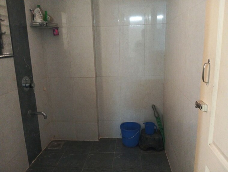 Bathroom, shree-satya-shankar-residency 1.5 Bedroom 570 Sq.Ft. Apartment In Manpada Thane 10416577