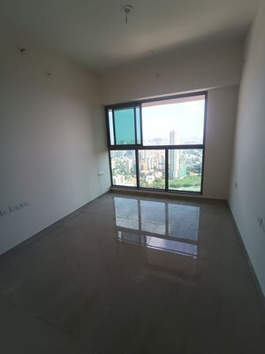 Attached Bathroom in 2 BHK Apartment at Sheth Auris Bliss, Malad West – for Rent