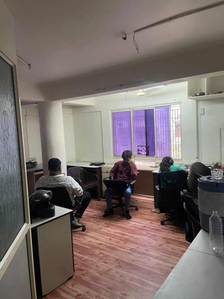 Team Area, usman pura Commercial Office Space 440 Sq.Ft. In Usman Pura Ahmedabad 10416595