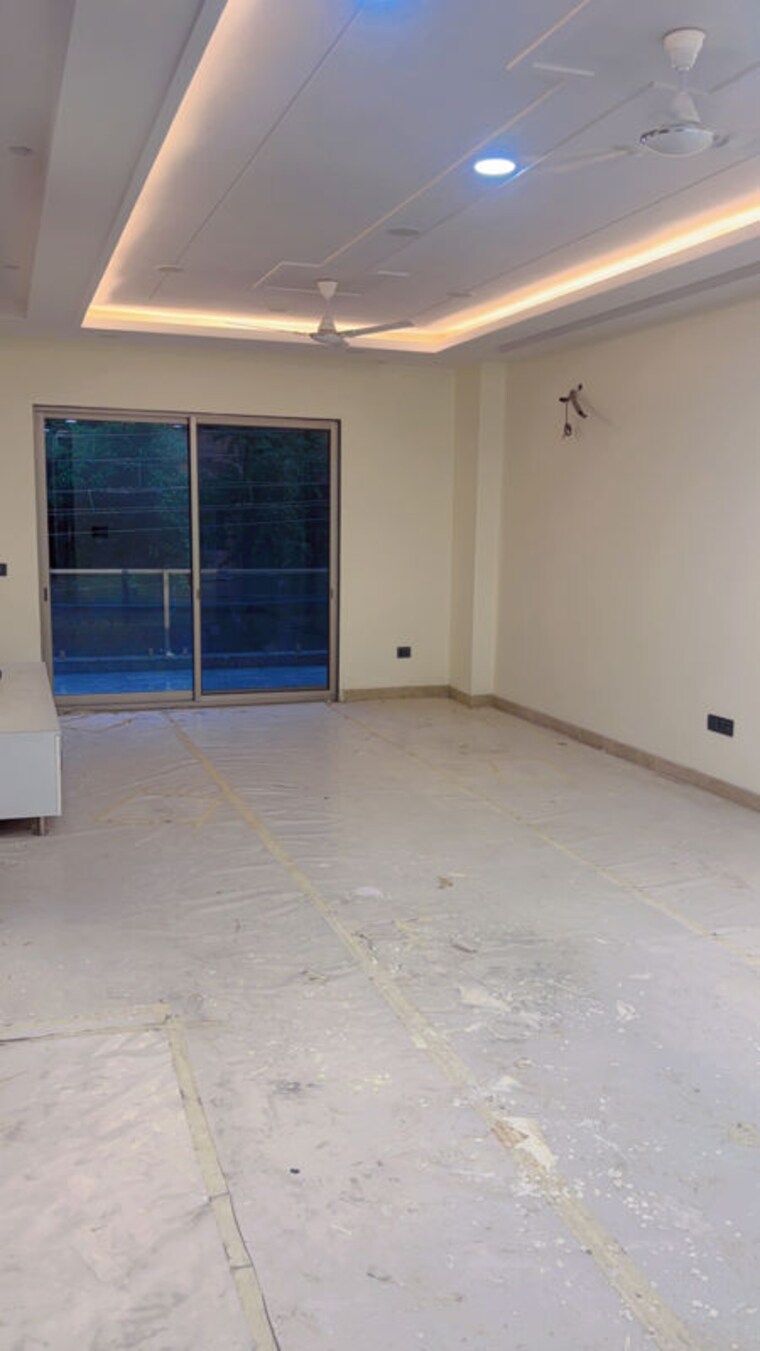 Room, naraina 4 Bedroom 2050 Sq.Ft. Builder Floor In Naraina Delhi 10416598