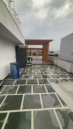 4 BHK Builder Floor For Sale in Naraina