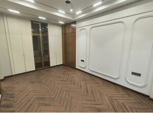 Room in 4 BHK Builder Floor at Naraina – for Sale