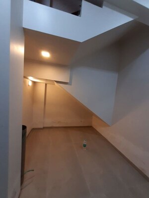 Furnished Amenities in 3 BHK Villa at Cbd Belapur Sector 8 – for Rent