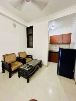 1 BHK + Pooja Room Builder Floor For Rent in Chattarpur