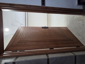 Staircase in 3 BHK Builder Floor at Puri Kohinoor, Sector 89 – for Rent