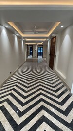 4 BHK + Pooja Room,Servant Room 4500 Sq.Ft. Builder Floor in Naraina