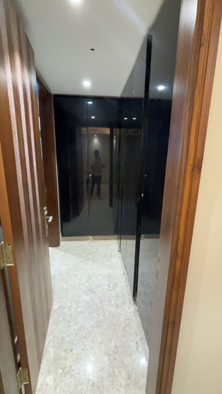 undefined, naraina 4 Bedroom 4500 Sq.Ft. Builder Floor In Naraina Delhi 10416645