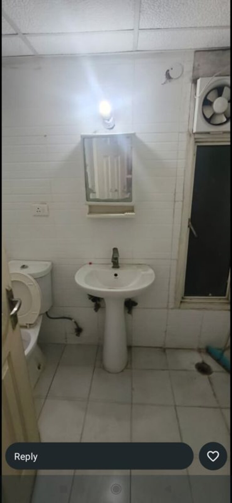 Bathroom, supertech-cape-town 2.5 Bedroom 1150 Sq.Ft. Apartment In Sector 74 Noida 10413408