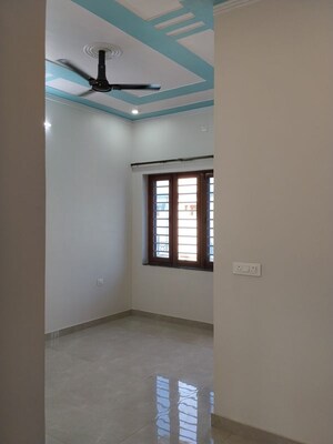 Room in 2 BHK Builder Floor at Rishi Nagar – for Rent