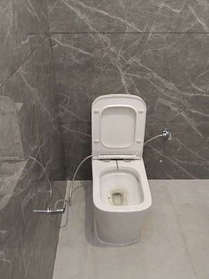 Bathroom in 2 BHK Builder Floor at Rishi Nagar – for Rent