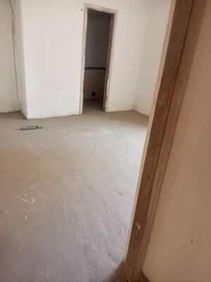 Room in 4 BHK Apartment at Parx Laureate, Sector 108 – for Sale