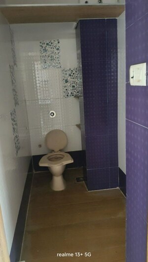 Bathroom in 4 BHK Apartment at Mulund West – for Sale
