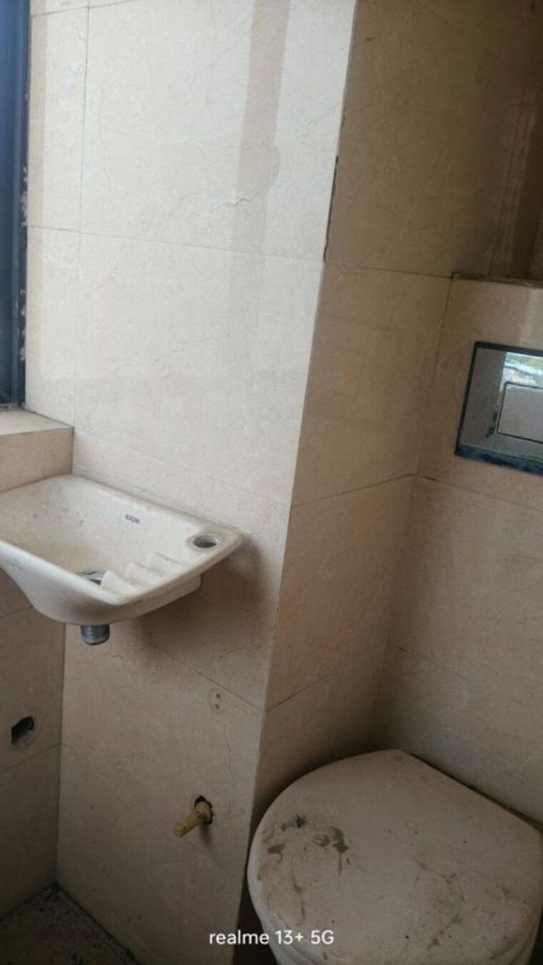 Bathroom, mulund west 4 Bedroom 1290 Sq.Ft. Apartment In Mulund West Mumbai 10416692