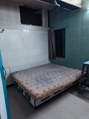 Bedroom in 3 BHK Apartment at Chembur – for Rent