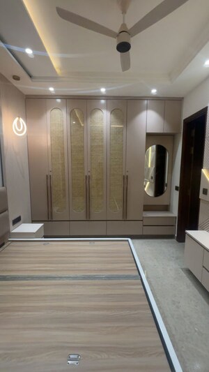 Building Lobby in 3 BHK Builder Floor at Vikas Puri – for Sale