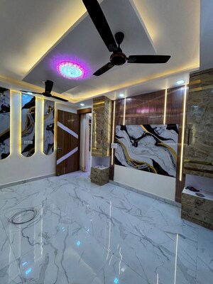 Gym in 3 BHK Builder Floor at Nawada – for Rent