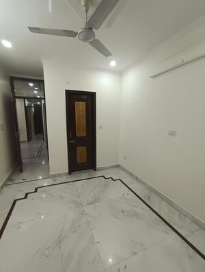 Room in 3 BHK Builder Floor at Naraina – for Sale