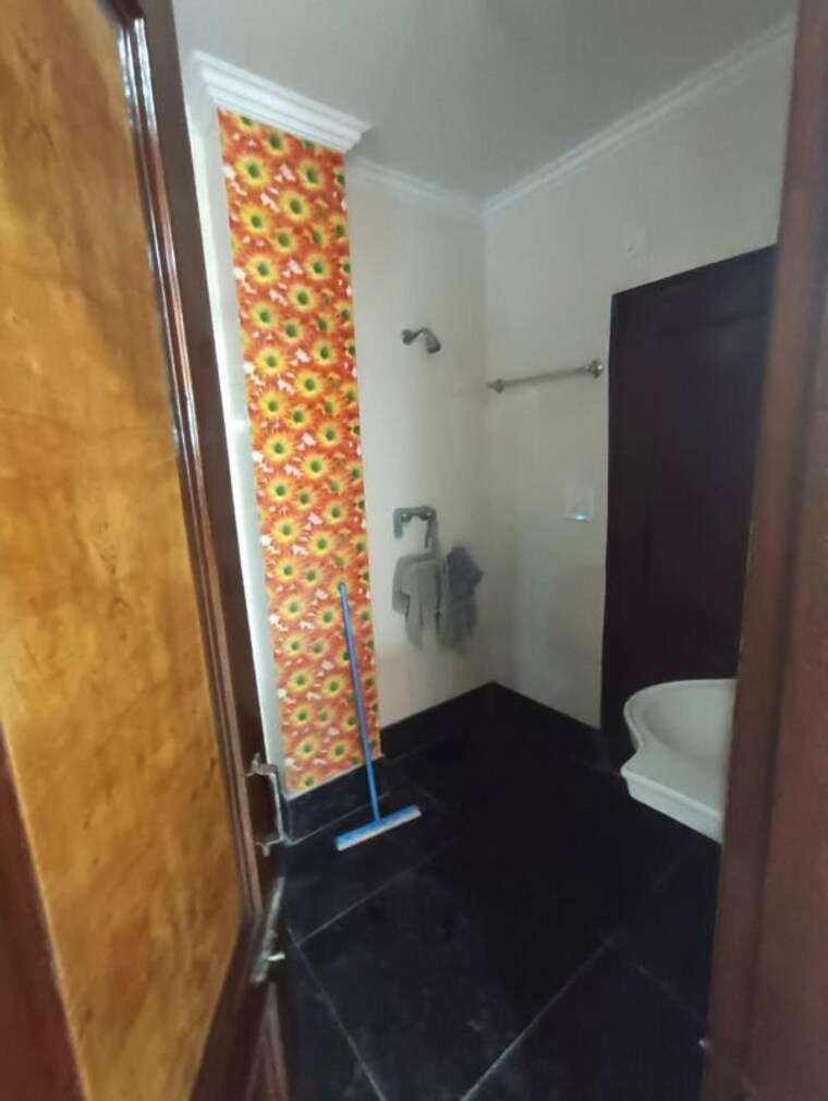 Living Room, naraina 3 Bedroom 1800 Sq.Ft. Builder Floor In Naraina Delhi 10416702