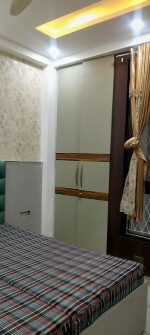 Furnished Amenities in 1 BHK Builder Floor at Vaishali Sector 4 – for Rent