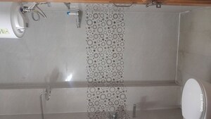 Bathroom in 2 BHK Builder Floor at Unitech South City II, Sector 50 – for Rent