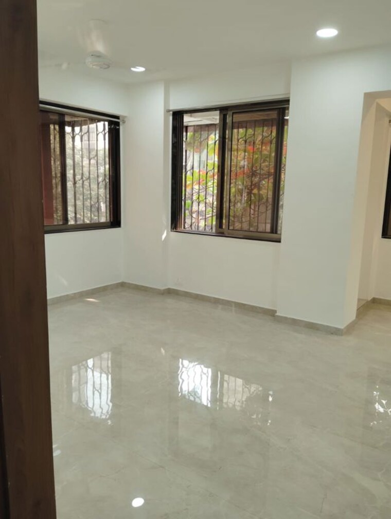 Bedroom, radhe-niwas-chs 2 Bedroom 750 Sq.Ft. Apartment In Khar West Mumbai 10416771