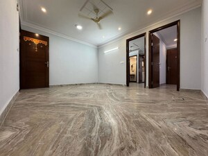 Room in 2 BHK Apartment at Chattarpur – for Rent