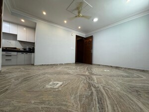Room in 2 BHK Apartment at Chattarpur – for Rent