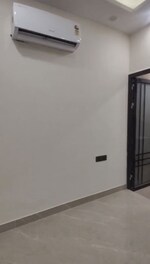 3 BHK 2250 Sq.Ft. Builder Floor in South Extension II