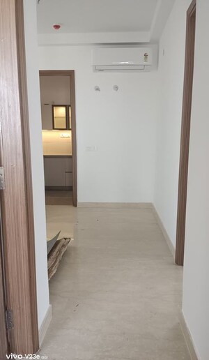 Room in 2.5 BHK Apartment at The Center Court, Sector 88a – for Rent