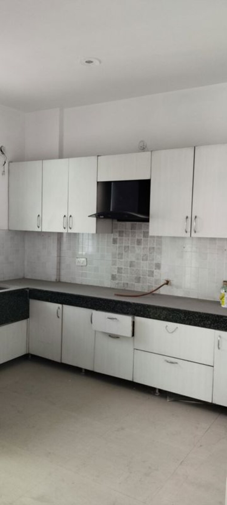 Kitchen, suncity-avenue-76 2 Bedroom 635 Sq.Ft. Apartment In Sector 76 Gurgaon 10416808