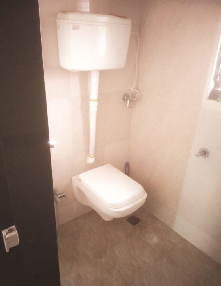 Bathroom, devicha pada 1 Bedroom 595 Sq.Ft. Apartment In Devicha Pada Thane 10416817