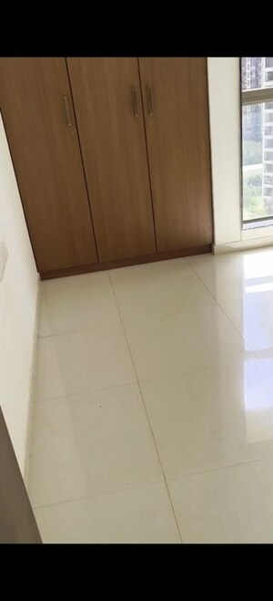 Furnished Amenities in 1 RK Apartment at Runwal Eirene, Balkum Pada – for Sale