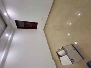 Room in 2 BHK Apartment at Sultanpur – for Rent