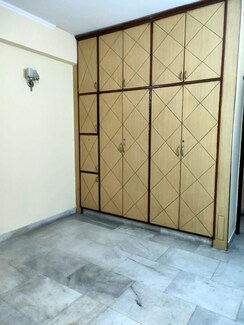 2 BHK Apartment For Rent in Windsor and Nova Society
