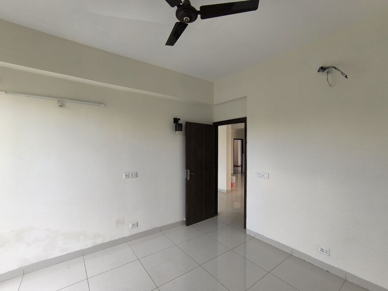Room, bptp-amstoria-country-floor 3 Bedroom 2700 Sq.Ft. Apartment In Sector 102 Gurgaon 10416931