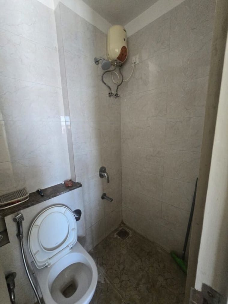 Bathroom, sheth-vasant-oasis 1 Bedroom 435 Sq.Ft. Apartment In Andheri East Mumbai 10416935