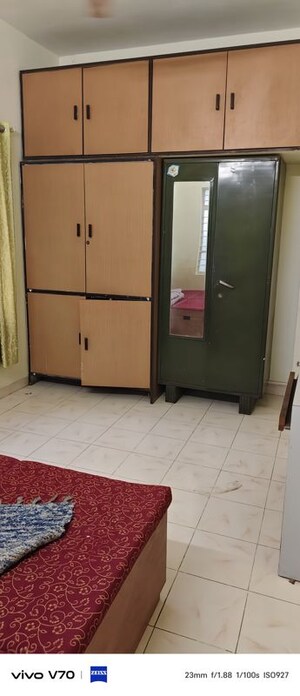 Furnished Amenities in 1 BHK Apartment at Colonial Hearth, Model Colony – for Rent