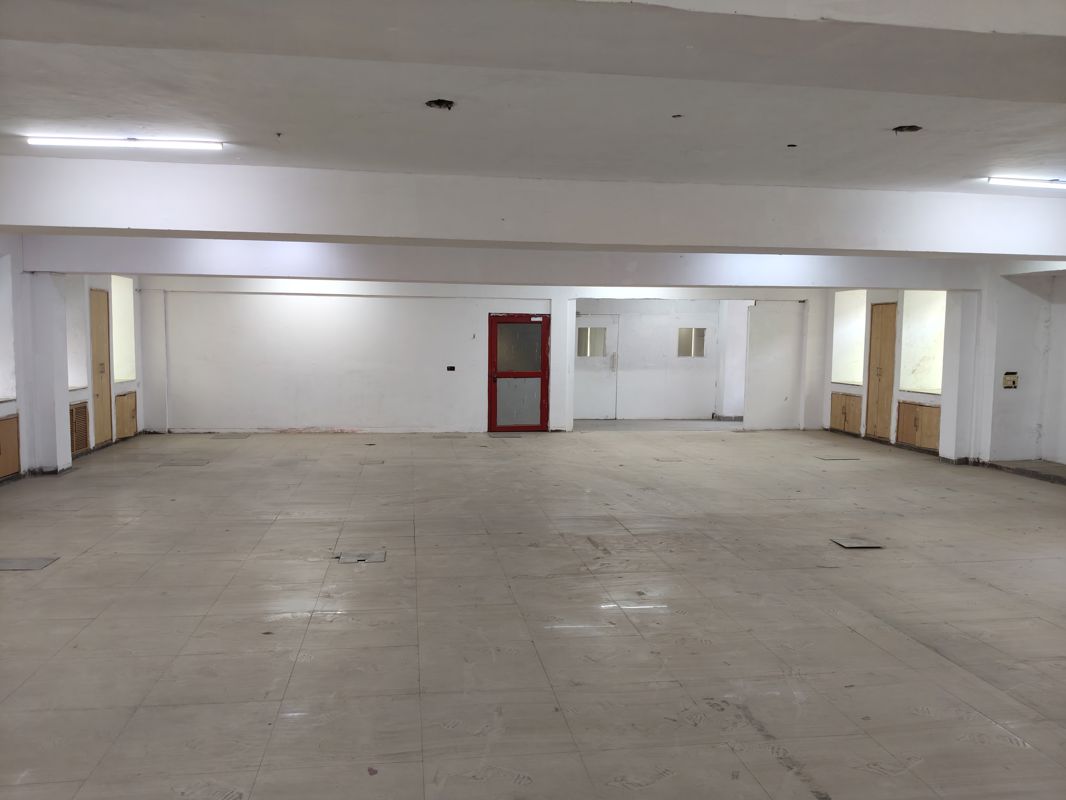 Warehouse For Rent in Sector 63