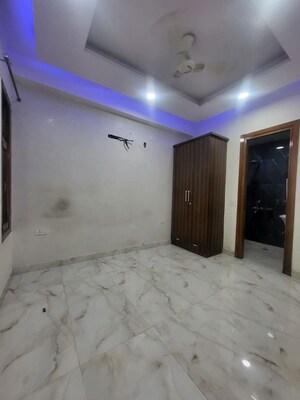 Room in 2 BHK Builder Floor at AJS Heights, Indrapuram – for Rent