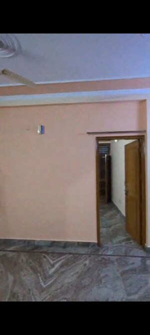 Room in 2 BHK Independent House at Gamma I Greater Noida – for Rent